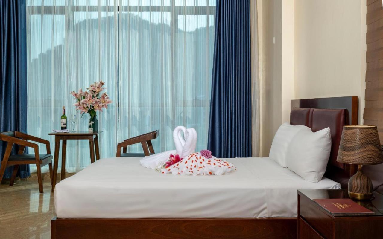 Aroma Cat Ba Sea View Hotel Chan Chau Kültér fotó